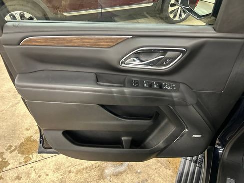 Used 2023 Chevrolet Tahoe High Country AWD/4WD image 7