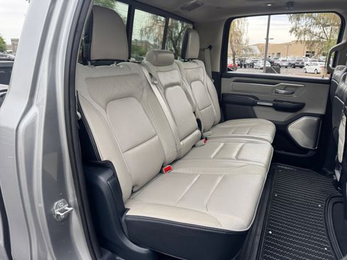 Used 2023 RAM 1500 Limited AWD/4WD image 18