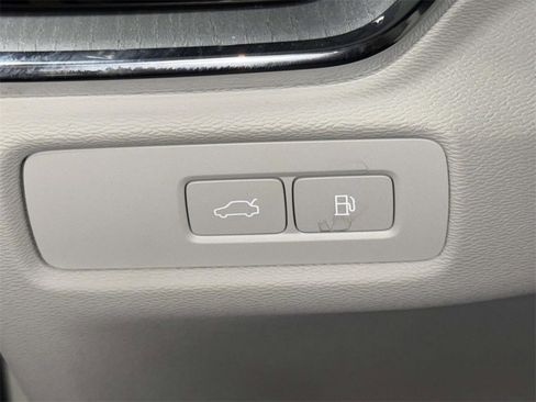 Used 2024 Volvo S60 T8 Plus w/ Protection Package Premier image 25