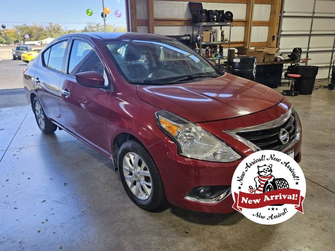 Used 2015 Nissan Versa SV w/ SV Appearance Package FWD image 1