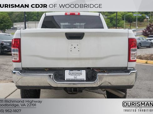 Used 2022 RAM 2500 Tradesman w/ Chrome Appearance Group AWD/4WD image 6