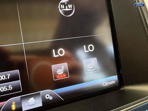 Used 2014 Ford Edge Limited w/ Equipment Group 302A FWD image 21