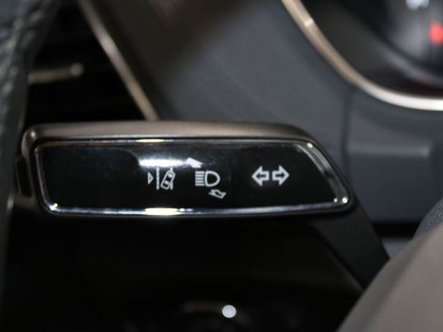 Used 2019 Lincoln Nautilus Reserve w/ Ultimate Package image 37