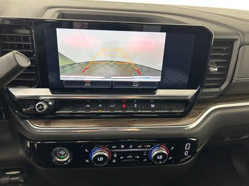 Used 2023 GMC Sierra 1500 Elevation image 23