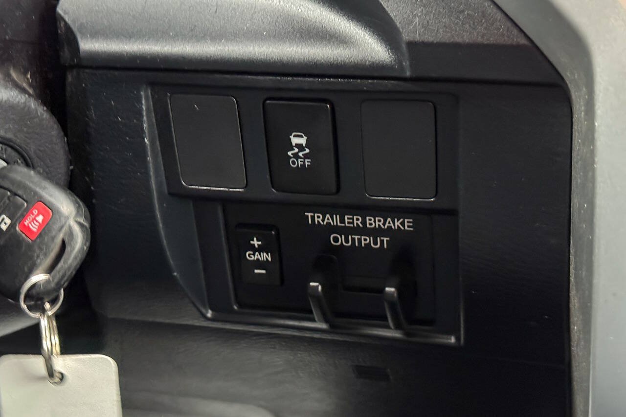 Used 2019 Toyota Tundra SR5 AWD/4WD image 25