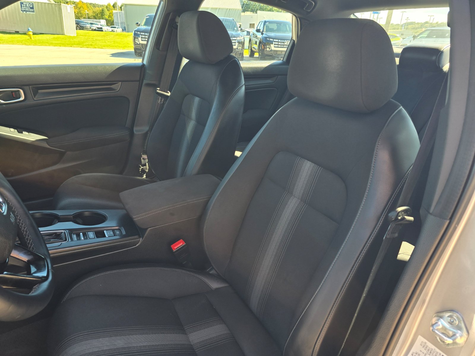 Used 2023 Honda Civic Sport image 13