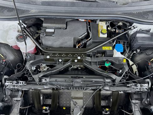 Used 2023 Audi Q4 e-tron Premium Plus w/ Premium Plus image 32