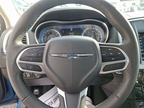 Used 2022 Chrysler 300 Touring L w/ Popular Equipment Group image 20