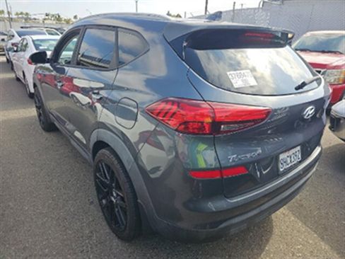 Used 2019 Hyundai Tucson Value FWD image 2