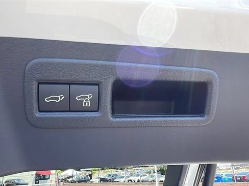 New 2026 Toyota C-HR AWD/4WD image 31