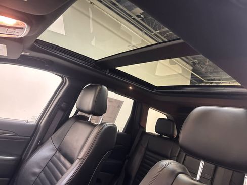 Used 2020 Jeep Grand Cherokee Limited X AWD/4WD image 5
