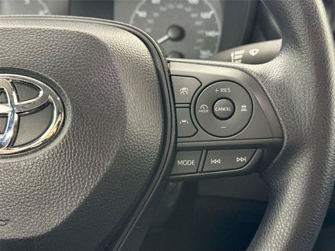 Certified 2025 Toyota Corolla LE FWD image 18