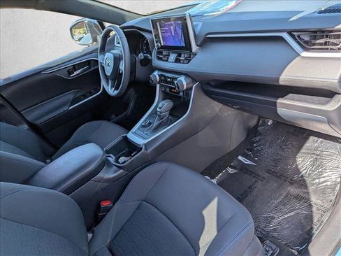 Certified 2025 Toyota RAV4 SE AWD/4WD image 30