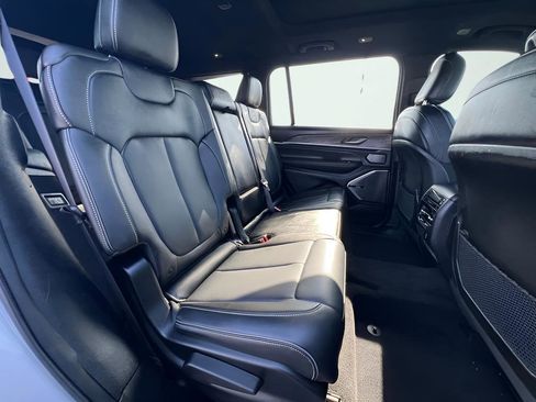 Used 2022 Jeep Grand Cherokee L Overland image 28