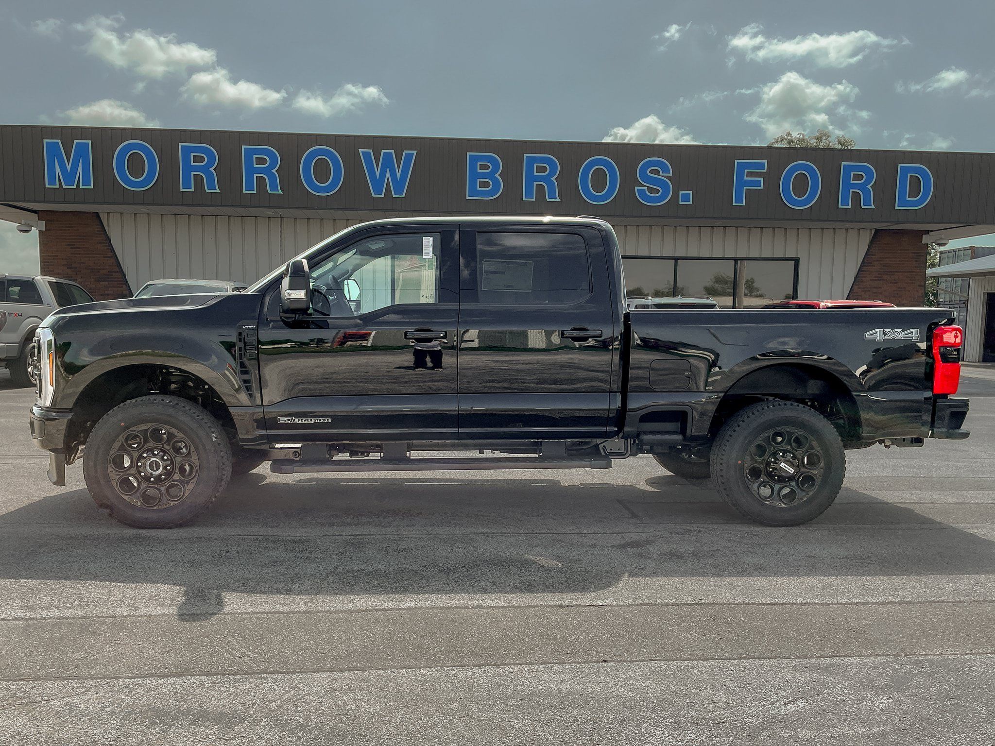 New 2026 Ford F350 Lariat w/ Black Appearance Package AWD/4WD image 3