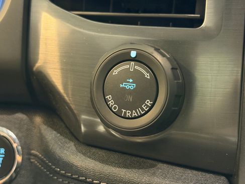 Used 2025 Ford F150 Lightning Flash AWD/4WD image 33