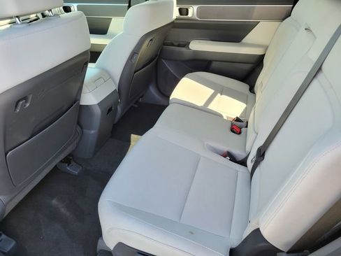 Certified 2026 Hyundai Santa Fe SE FWD image 16