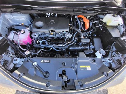 Used 2025 Toyota Sienna XLE Woodland Edition AWD/4WD image 11