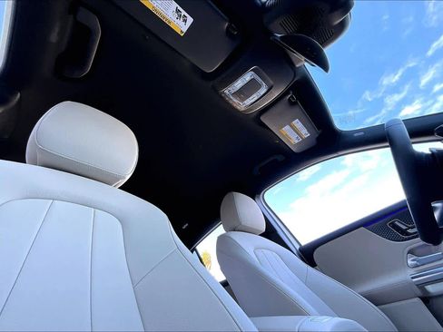 Used 2025 Mercedes-Benz GLA 250 image 13