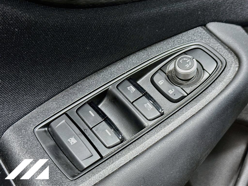 Used 2024 Subaru Outback Premium AWD/4WD image 19