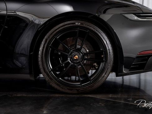 Used 2022 Porsche 911 Targa 4 GTS image 11