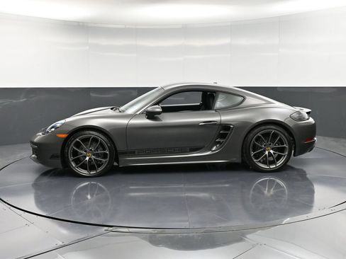 New 2025 Porsche 718 Cayman RWD image 2