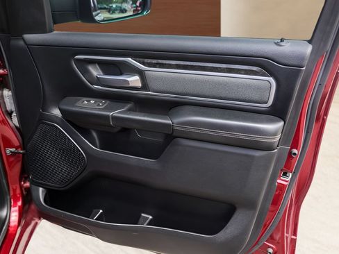 Used 2021 RAM 1500 Lone Star AWD/4WD image 30