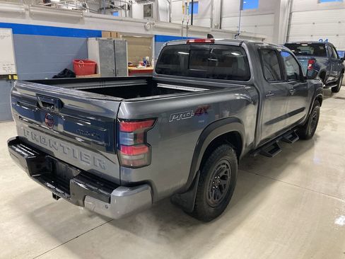 Used 2025 Nissan Frontier PRO-4X w/ Pro Convenience Package image 7