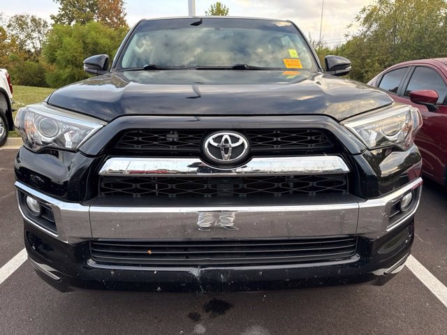 Used 2018 Toyota 4Runner Limited AWD/4WD image 2
