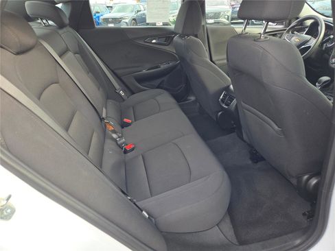Used 2023 Chevrolet Malibu LT image 11