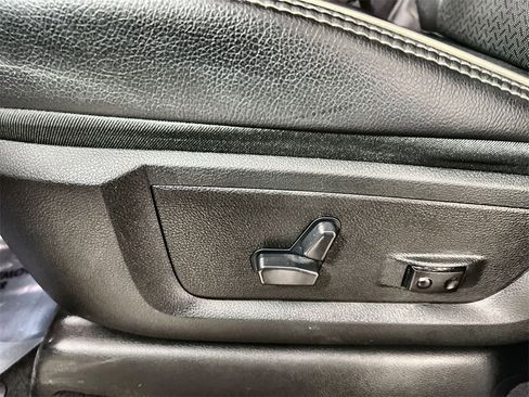 Used 2024 RAM 2500 Laramie image 14