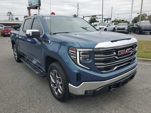 Certified 2024 GMC Sierra 1500 SLT w/ X31 Off-Road Package AWD/4WD image 8