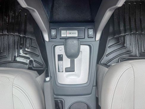 Used 2018 Subaru Forester 2.5i Limited AWD/4WD image 10