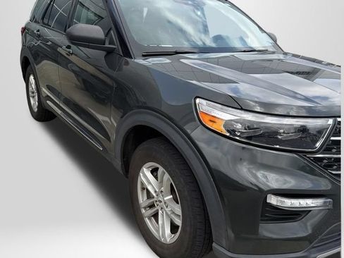 Used 2021 Ford Explorer XLT w/ Equipment Group 202A AWD/4WD image 3