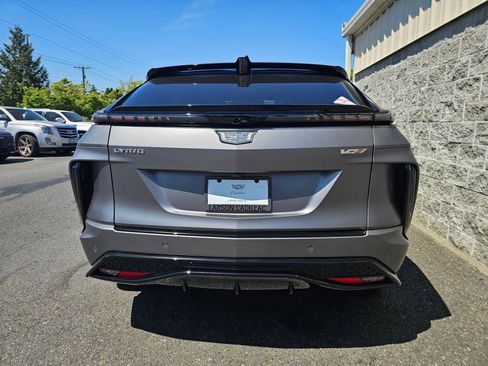 New 2026 Cadillac Lyriq V AWD/4WD image 6