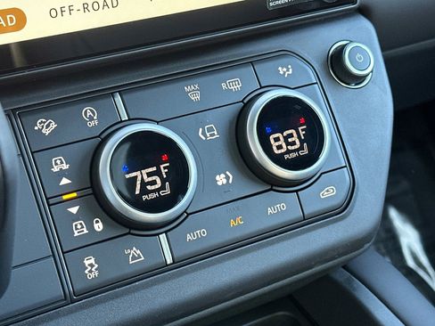 New 2026 Land Rover Defender 110 X-Dynamic SE AWD/4WD image 21