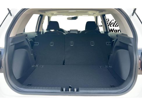 New 2026 Hyundai Venue SEL FWD image 31