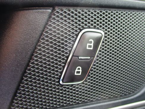 Used 2024 Ford Edge SEL w/ Convenience Package AWD/4WD image 32