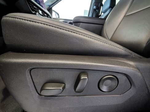 Used 2025 Chevrolet Tahoe LT AWD/4WD image 22