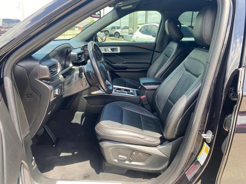 Used 2020 Ford Explorer Limited RWD image 9