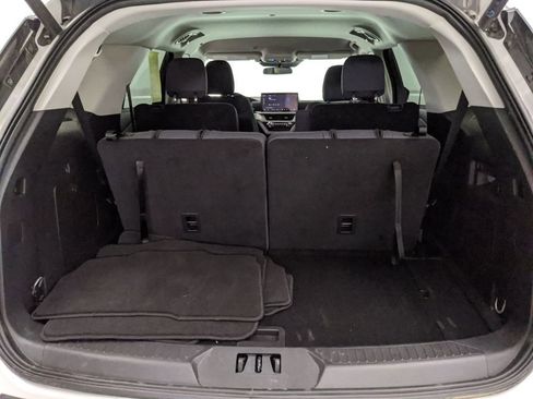 New 2025 Ford Explorer Active image 24