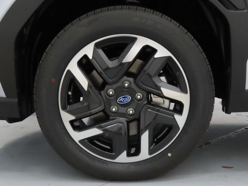 New 2025 Subaru Forester Limited w/ Popular Package image 29