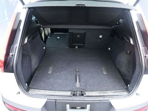 Used 2023 Volvo XC40 B5 Plus w/ Driver Assist Package image 24