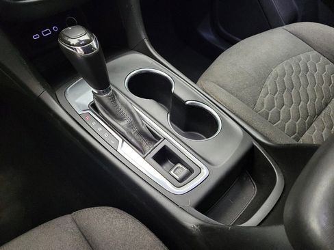 Used 2021 Chevrolet Equinox LT image 26