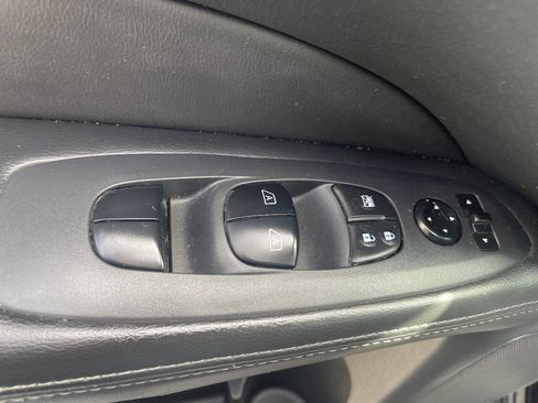 Used 2014 Nissan Pathfinder Platinum w/ Platinum Premium Package AWD/4WD image 13