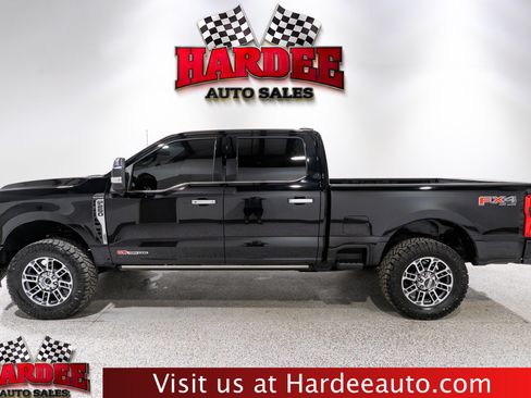 Used 2026 Ford F250 Platinum w/ Platinum Plus Package AWD/4WD image 1