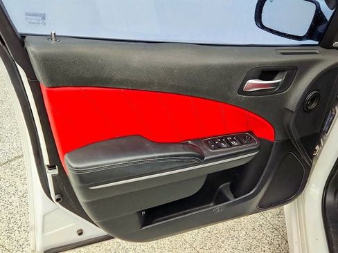 Used 2019 Dodge Charger GT image 10