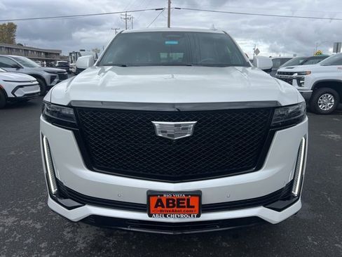 Used 2023 Cadillac Escalade Sport Platinum w/ LPO, ONYX Package image 13