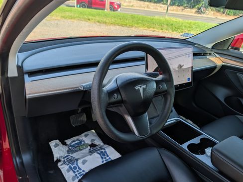 Used 2022 Tesla Model 3 Long Range AWD/4WD image 20