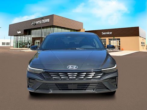 New 2026 Hyundai Elantra SEL Sport Premium FWD image 12
